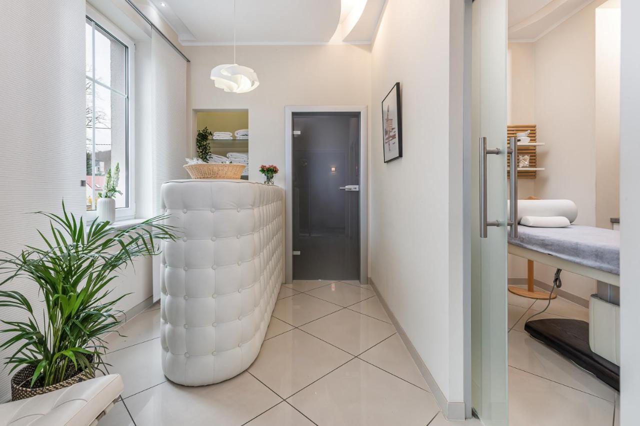 777 Krasickiego Aparthotel 2*